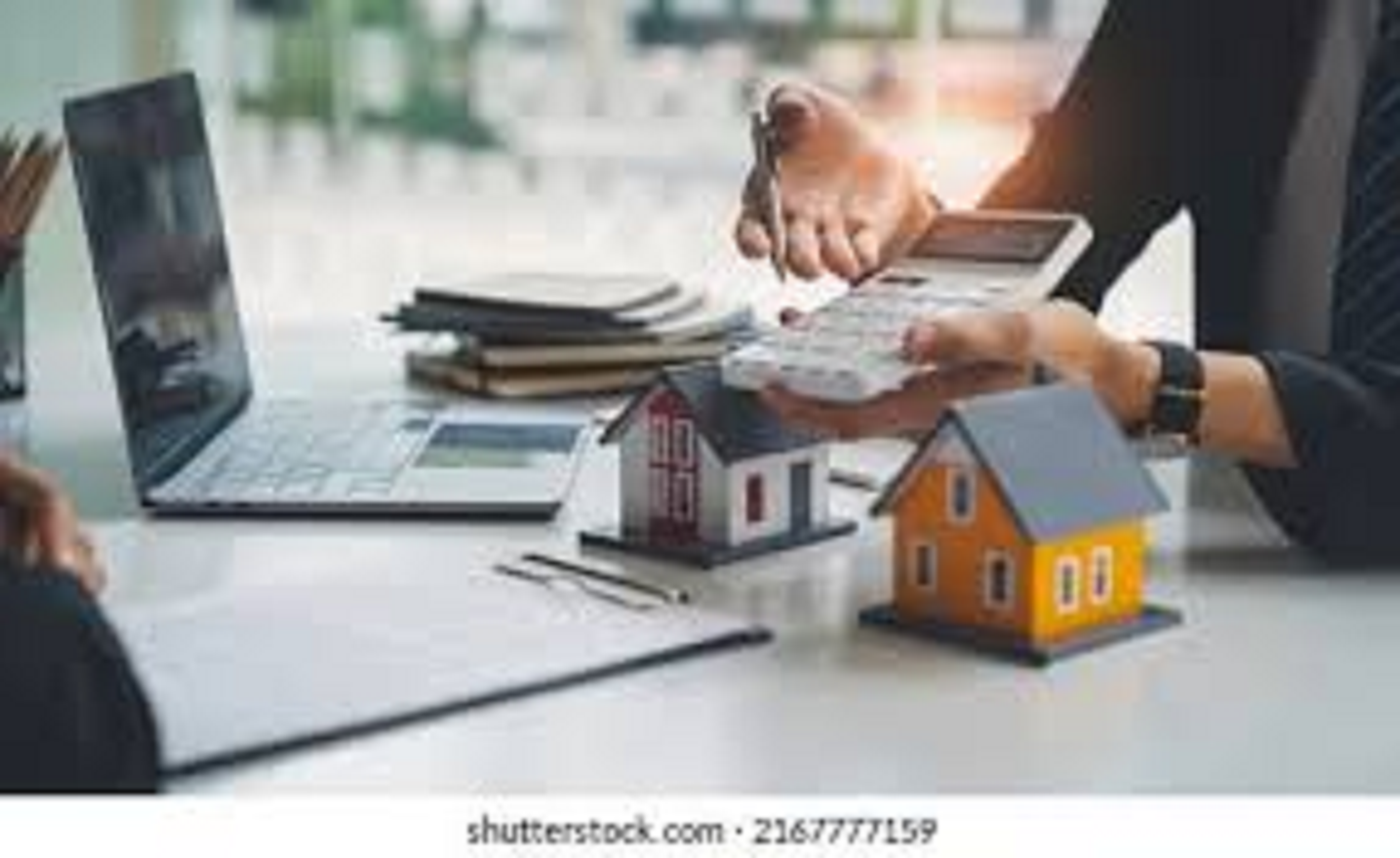Real Estate & Retail